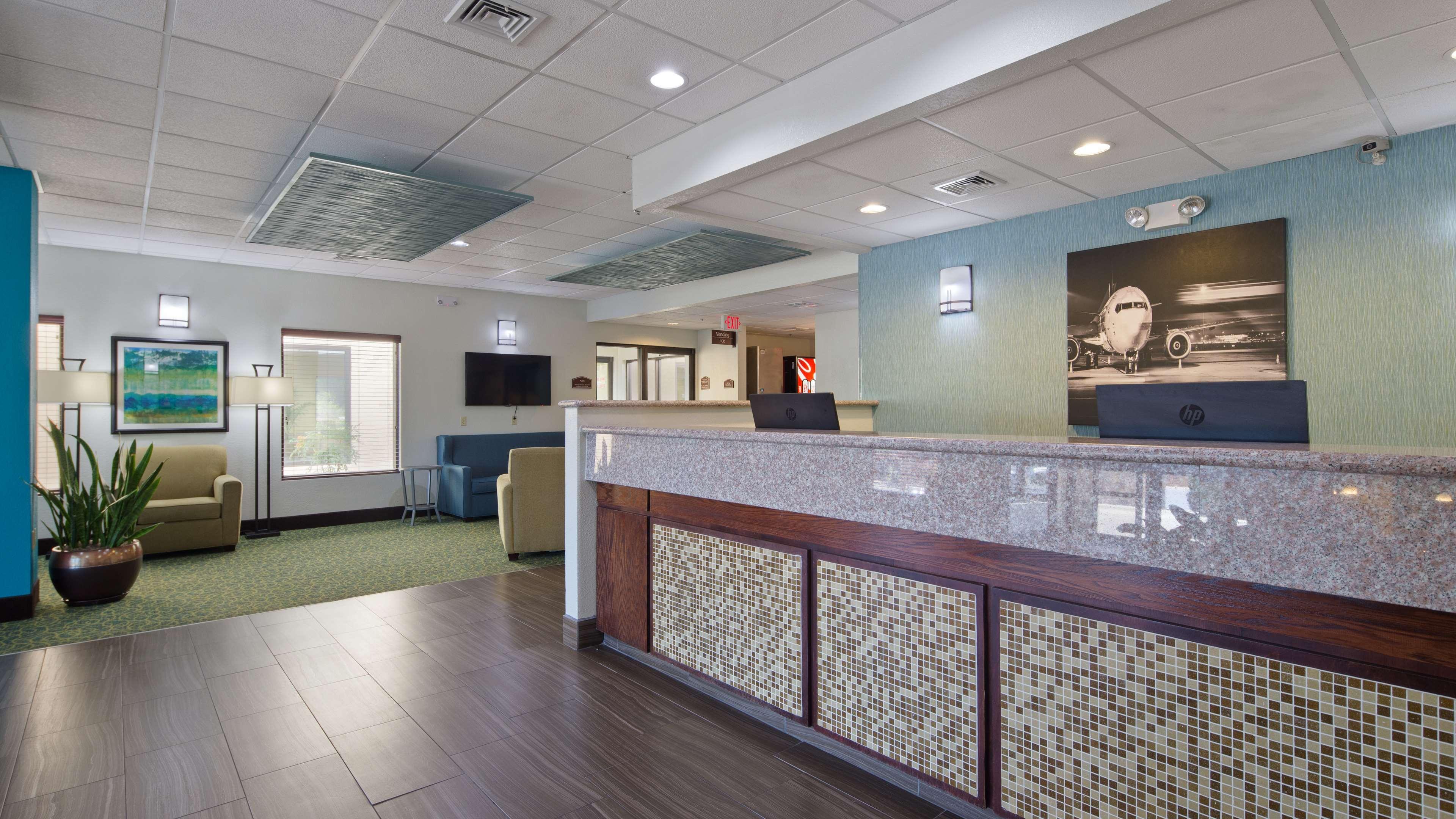 Best Western Plus Springfield Airport Inn Esterno foto
